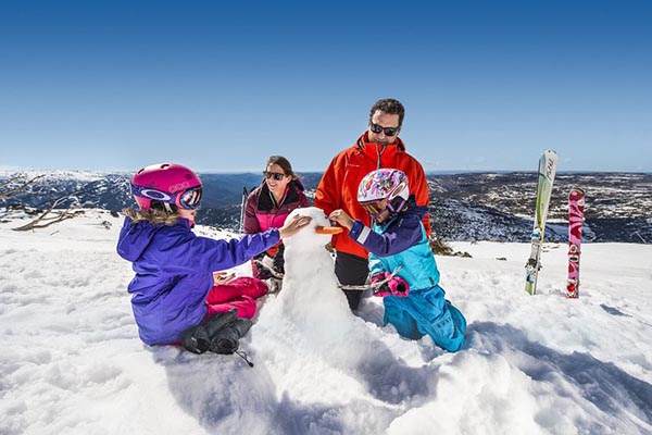 blue mountains perisher ski village snowy mountains australia